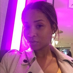 Meet your Posher, Amethyst